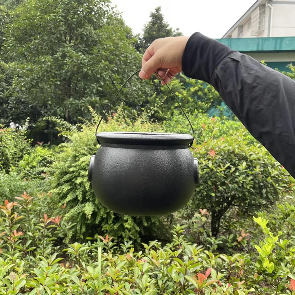 Plastic Black Cauldron Kettle Halloween Candy Bowl,3 Sizes Witch Cauldron Pot Bucket for Halloween Decorations Treat Party Supplies, 7.9