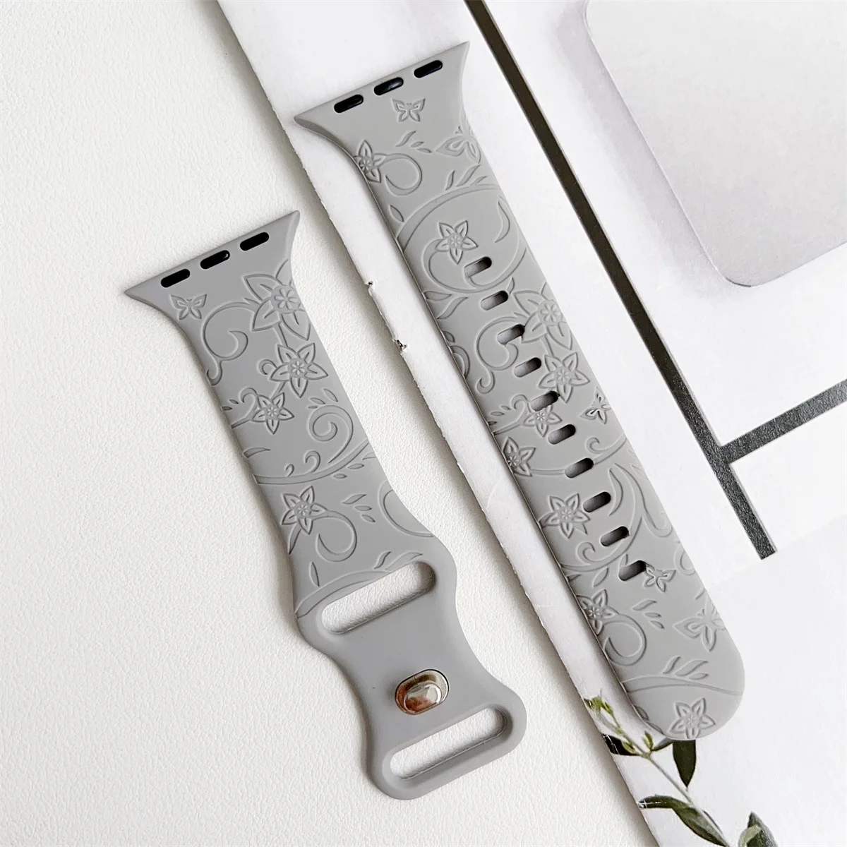 Watch Band For iWatch 42/44/45/49mm 38/40/41mm Silicone Fashion Watch Strap for Watch Series Ultra2 Se 9/8/7/6/5/4/3/2/1_voghion.com