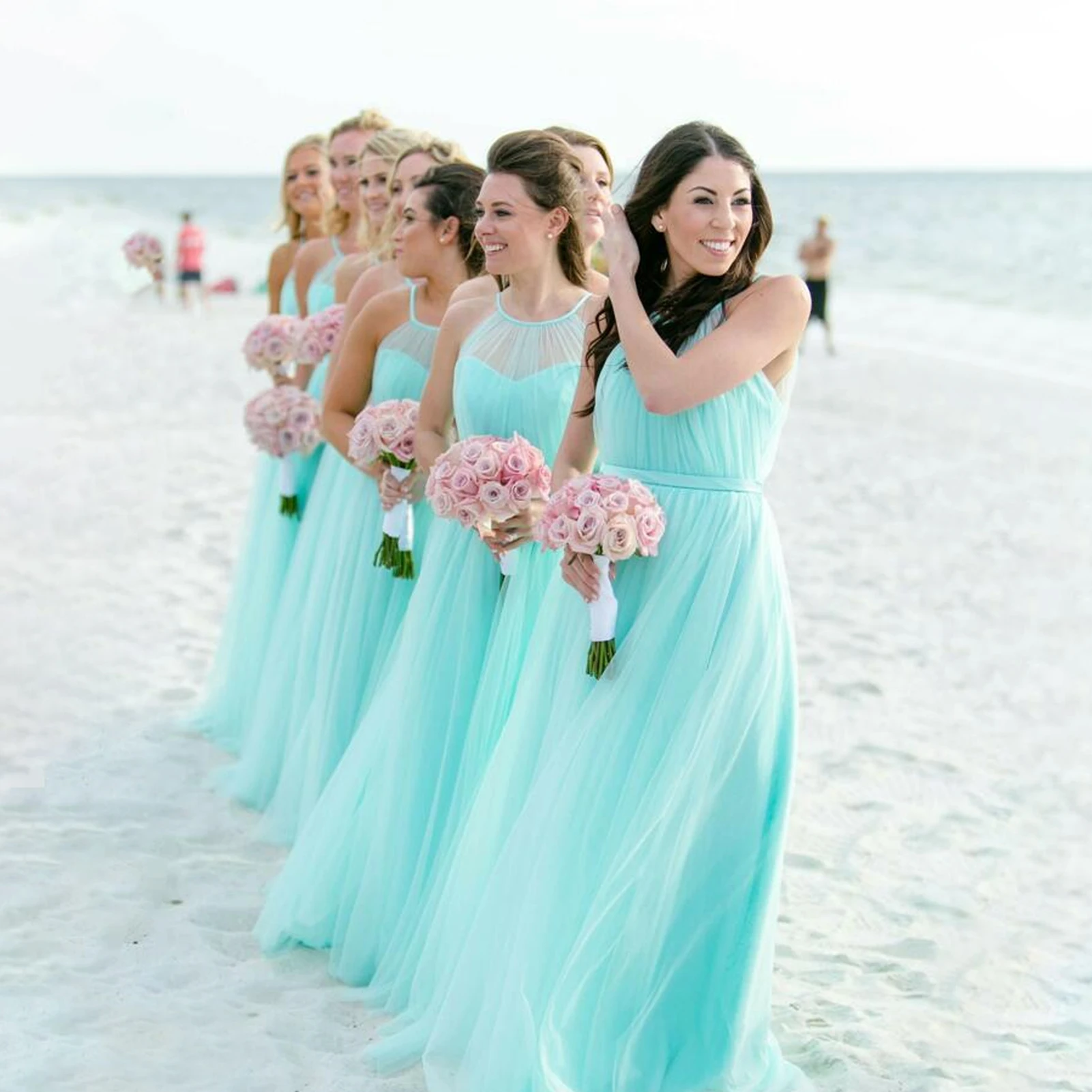

Elegant Halter A-Line Wedding Party Gown Illusion Tulle Turquoise Bridesmaid Dresses For Beach Weddings 2023 Mujer Invitada Chic