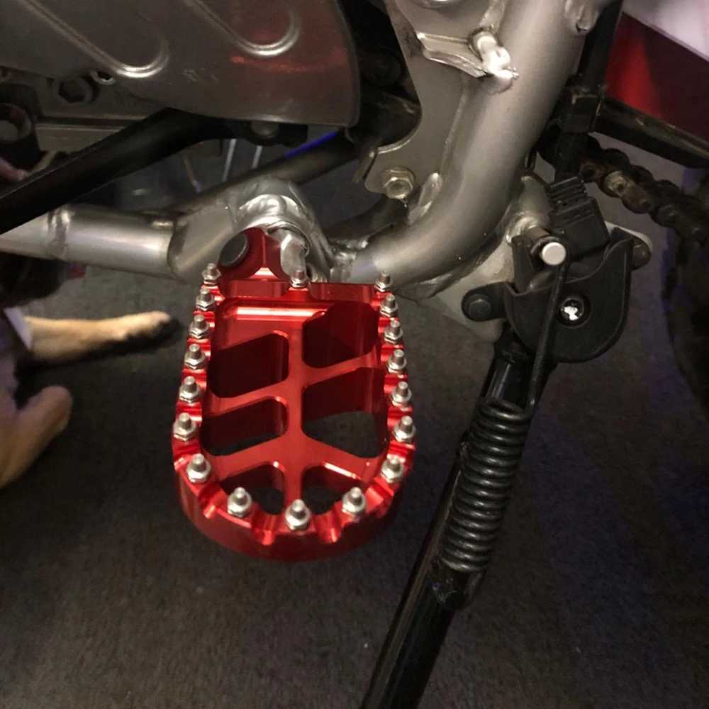 Dirt Bike Footrest Footpegs Foot Pegs Pedal Parts motorcycle accessories,motorcycle footrests,motorcycle foot pedals For HONDA CRM250 CRM 250 XR250R XR400R XR 250R 400R XR 250 R 400 R Accessories