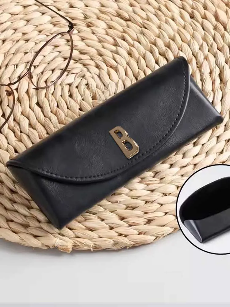 

Customized Eyewear Cases Daily Use Portable Retro-Styled Safety Personalized Customer Name Gold Diamond Letter Decor