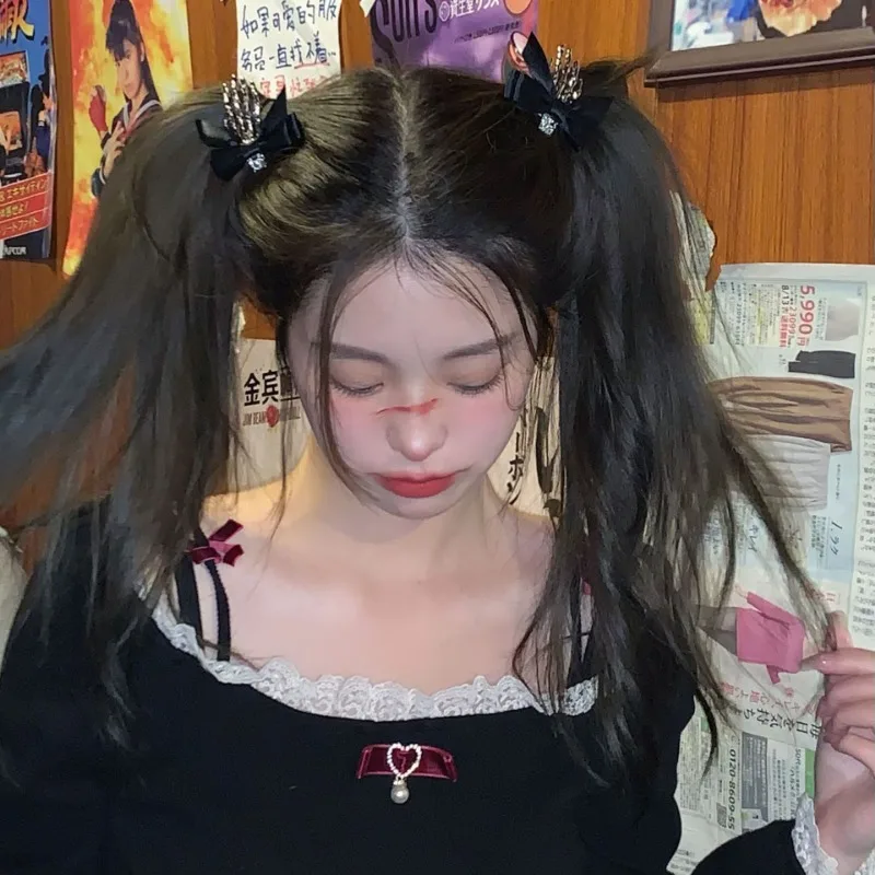 Gothic Skull Claw Hair Clips for Women Punk Y2K Sweet Cool Black Bowknot Hairpin Holloween Party Girl Hair Accessoires Headwear