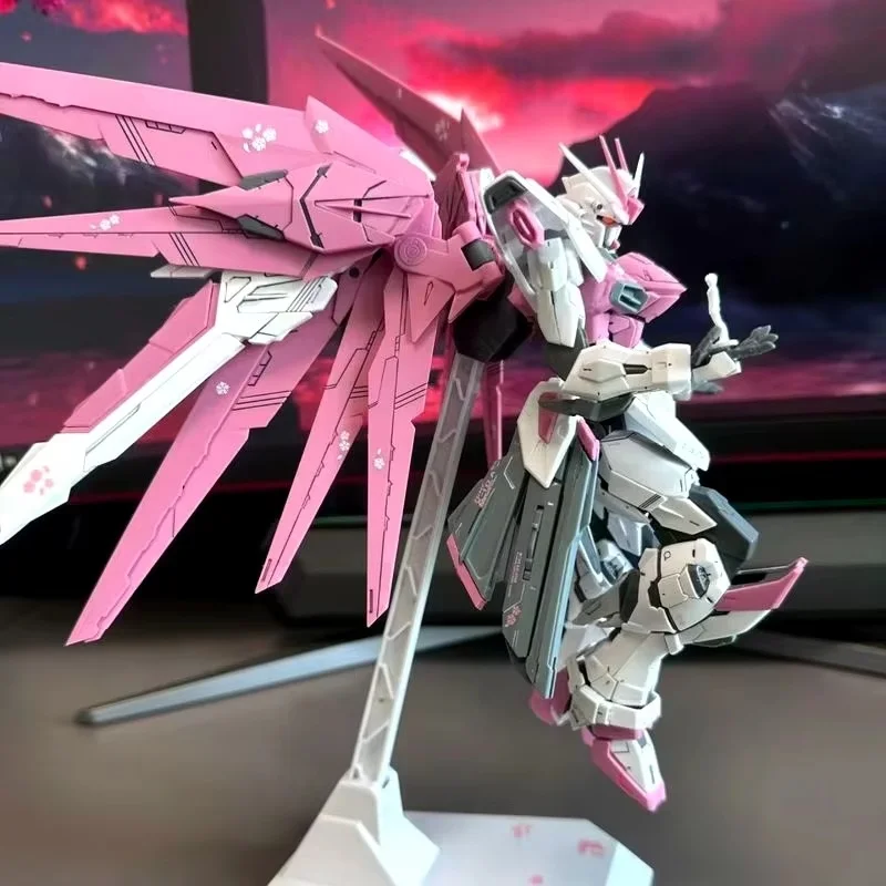 Freedom Mecha Model Kit 3