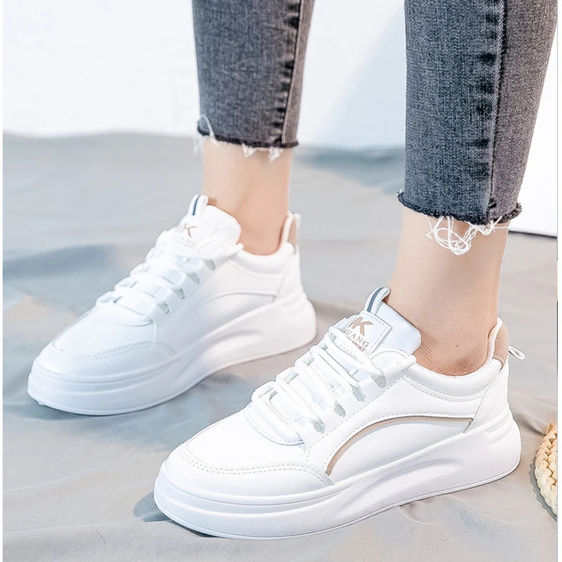 Zapatillas deportivas blancas para mujer, calzado de suela gruesa