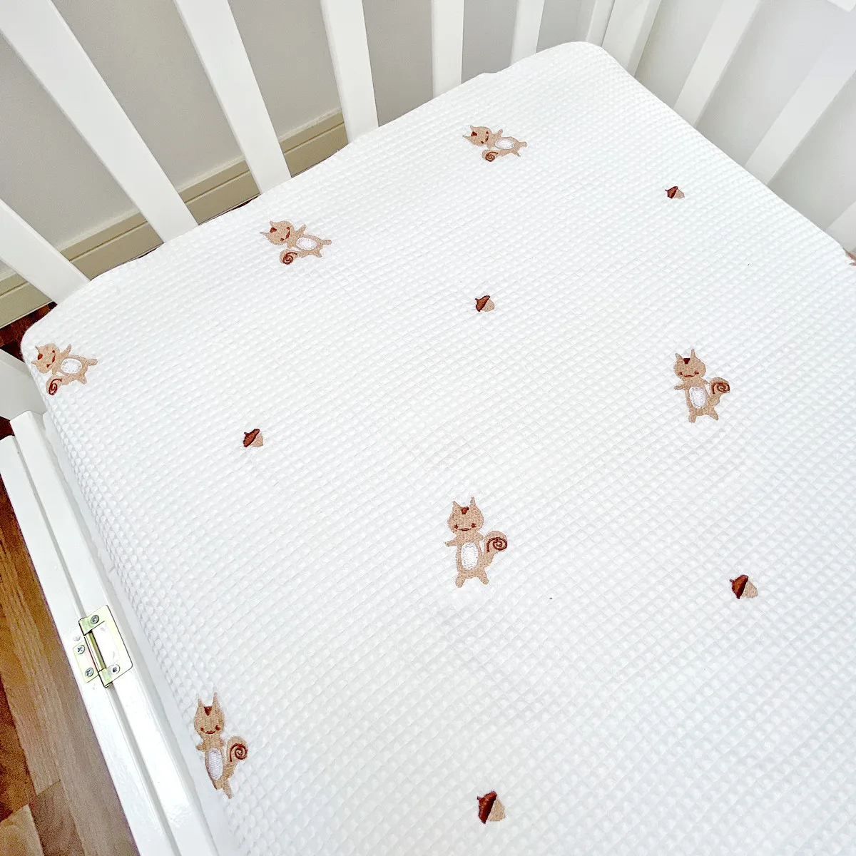 Baby Crib Waffle Weaved Fitted Sheets,Lovely Embroidered Cotton Portable Mini Crib Mattress Cover,White Bed Sheet For Kids