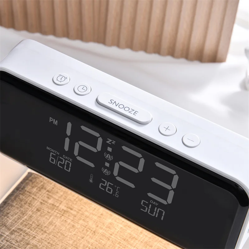 creative-3-in-1-bedside-lamp-wireless-charging-lcd-screen-alarm-clock-wireless-phone-charger