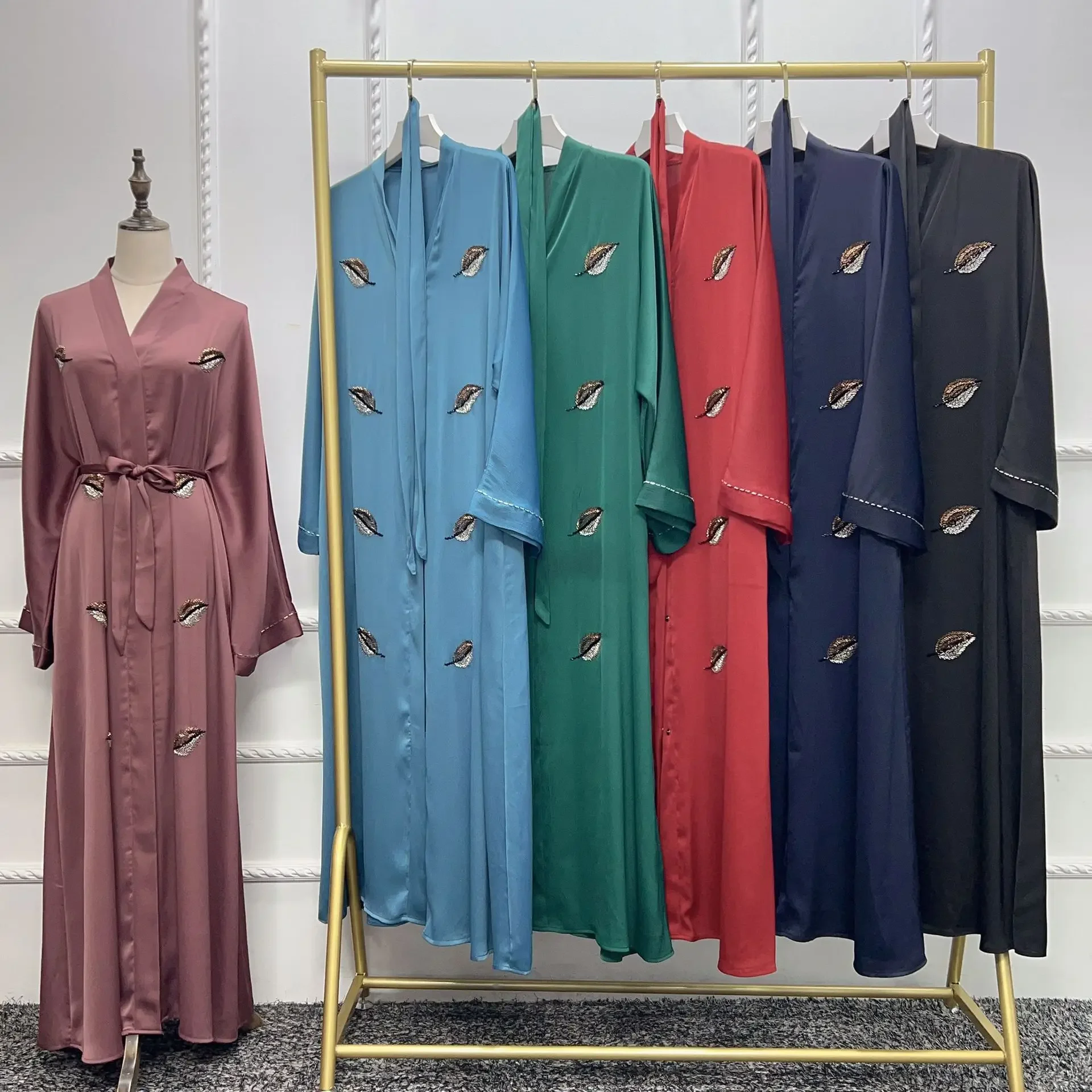 Eid Muslim Kimono Abaya Modest Hijab Dress Handmade Beaded Summer Open Abayas for Women Dubai Islamic Clothing Party Kaftan Robe