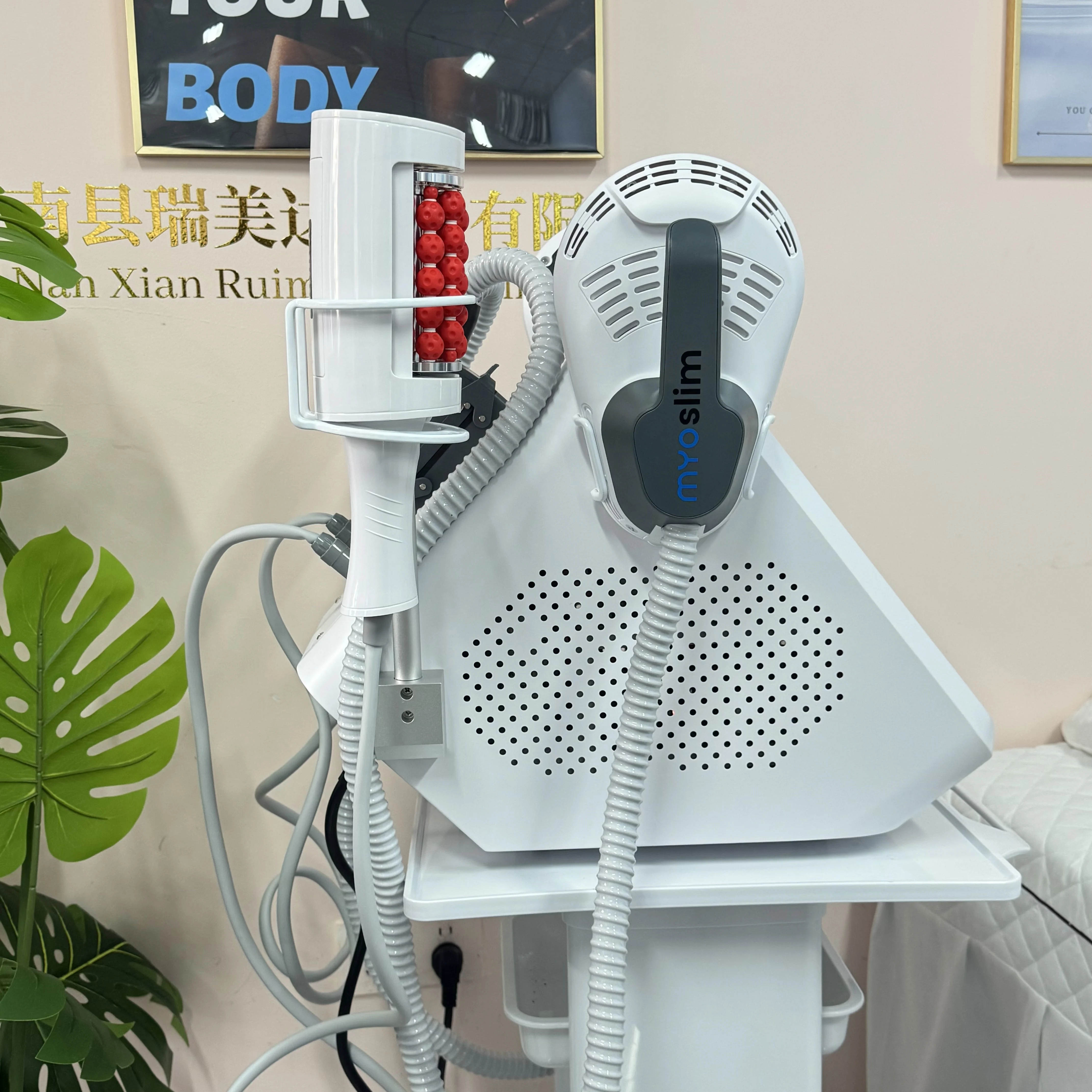 EMS Vacuum Roller Massager 5