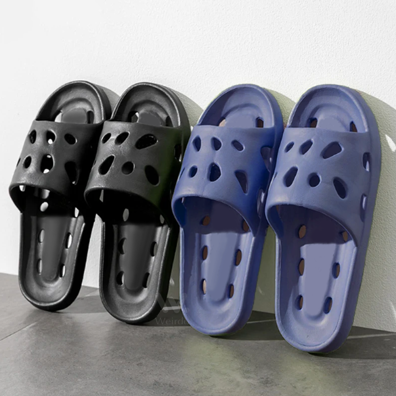 New Summer Men's Hollow Out Slippers Indoor Outdoor Beach Sandals Thick Soft Sole Bathroom Slides Shoes Man Non-slip Slippers