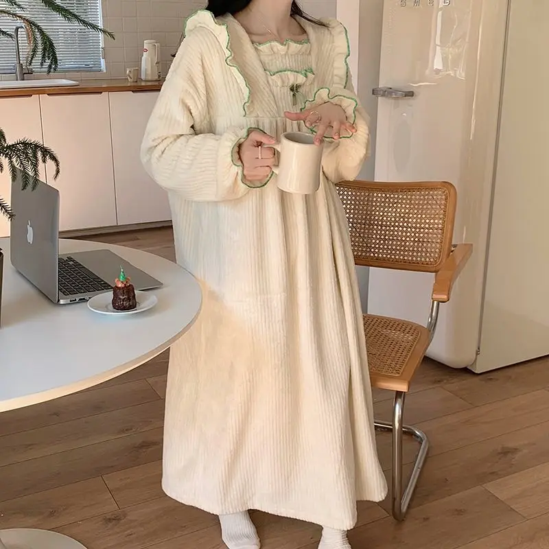 Winter Nightgown Women Coral Fleece Flannel Nightdress Sleepshirt Princess Sweet Cute Home Dressing Gown Long Nightwear Pajamas