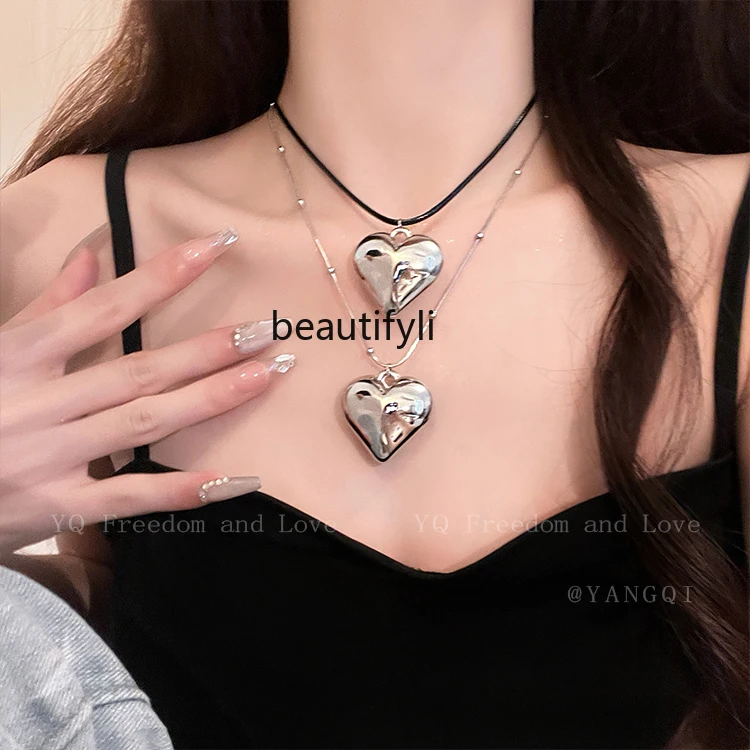 High-End Leather Rope Love Pendant Necklace for Women Temperament Wild Exquisite Clavicle Chain Sweater Chain Sweater Chain