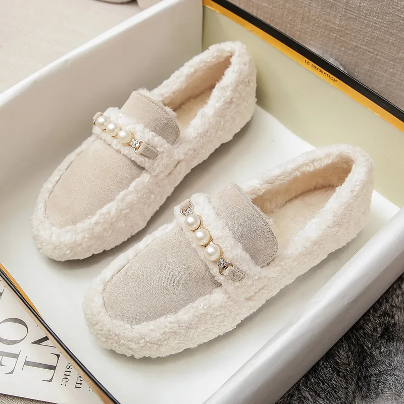 Big Size 33-43 Women Faux Wool Flats Winter Warm Shoes Plush Lining Pearls Chain Lady Loafers Female Boat Shoe Girl Shoes 868-3