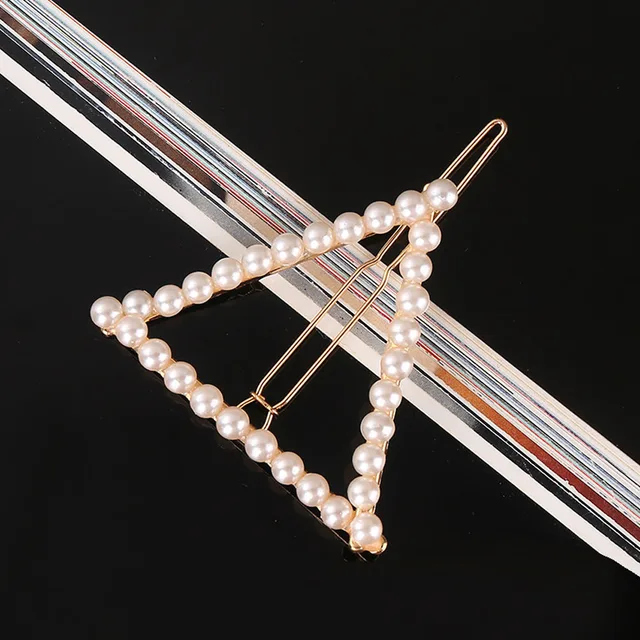 Korean Style Hollow Love Heart Hairpin Barrettes Sweet Hair Clips For Woman Girl Fashion Hair Accessories Styling Tools C4