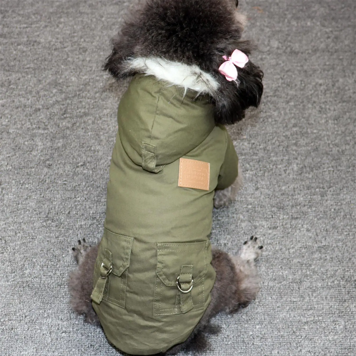 Thick mountaineering jacket with pet hood, soft and comfortable dog jacket, outdoor sports, pet clothing, winter