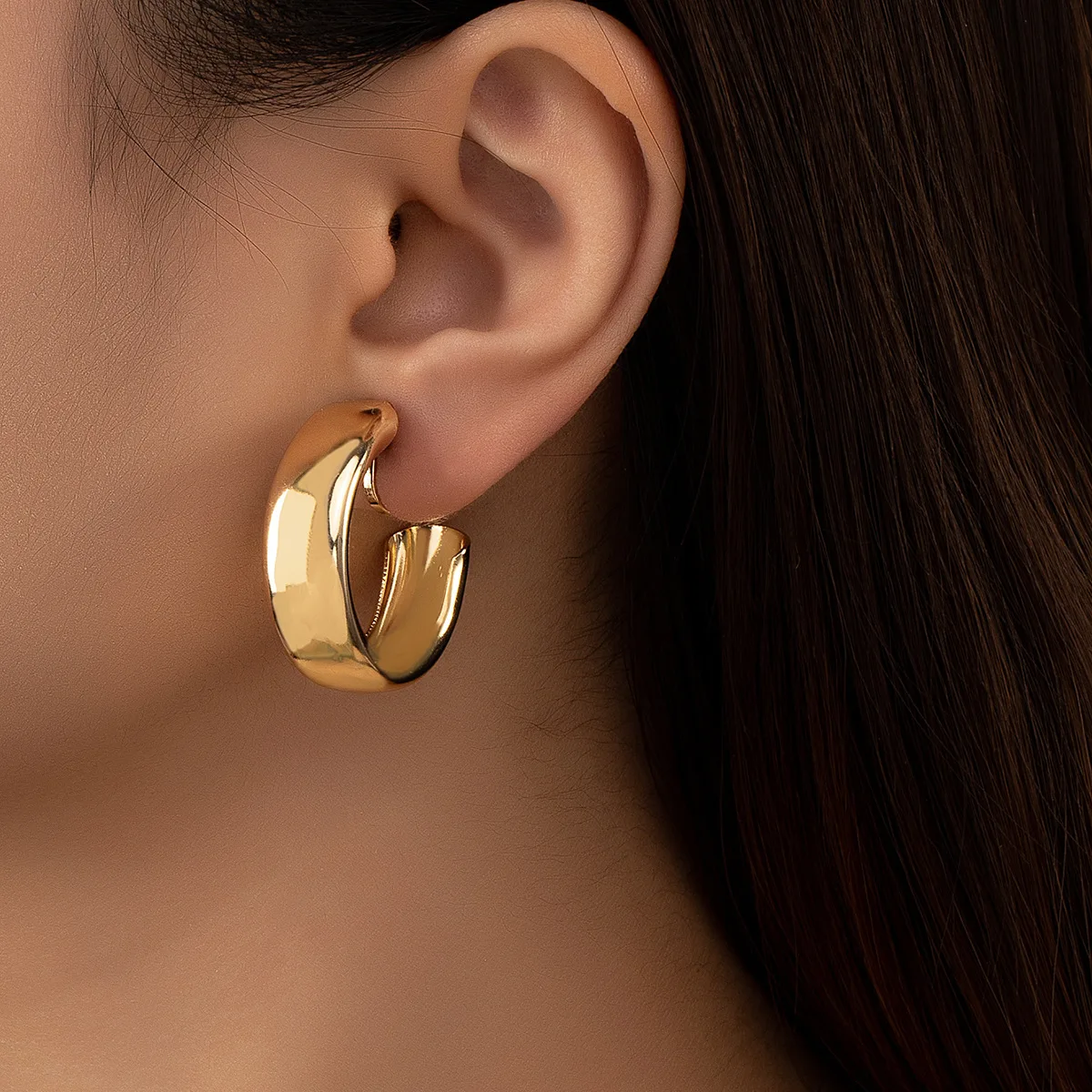 Vintage Golden Minimalist C Shape Clip on Hoop Earrings Non Pierced Cute Earrings for Women Trend Jewelry Gift ear clip earrings clip earrings ear clip hoop earrings ear accessories