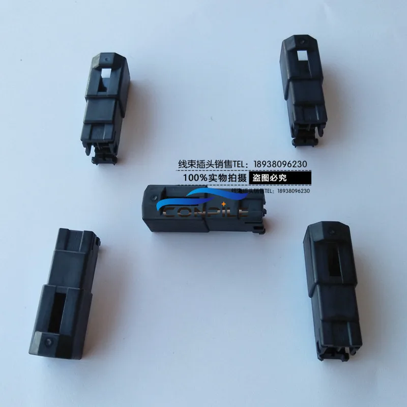 

1pc for Mazda CX-5 2PIN car dashboard tweeter wiring plug connector