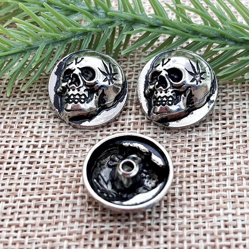 20PCS Metal 3D Skull Head Concho Leathercraft Decoration Buckle Punk Rivets for Leather Bag Wallet DIY Craft Accessories 20PCS Metal 3D Skull Head Concho Leathercraft Decoration Buckle Punk Rivets for Leather Bag Wallet DIY Craft Accessories