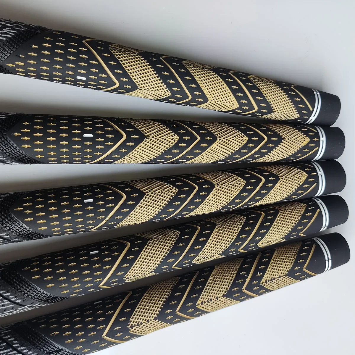 13pcs Standard Plus 4 Golf Grip Rubber 13pcs Midsize Golf Grips CottonYarn Golf Club Grips Iron and Wood Universal Golden 2