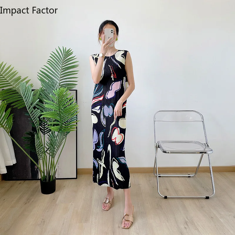 

Pleated New Fashion Foreign Style French Flower Women's Dress Loose Sleeveless Medium Length Bottomed Spring Dress