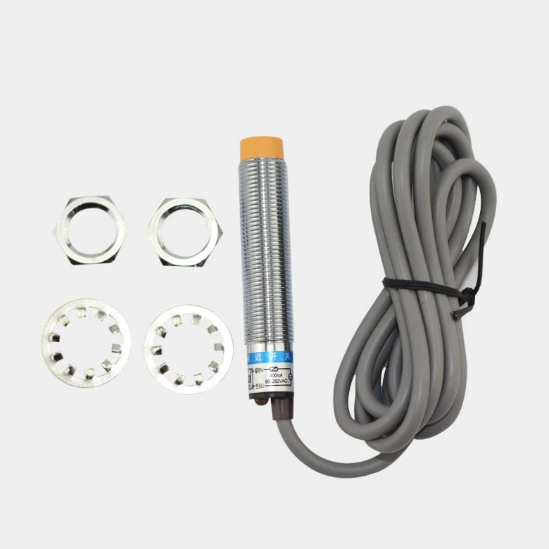 5 Sensori Di Prossimità Induttivi LJ12A3-4-Z/BY - PNP NO - Rilevamento 4mm - DC6-36V