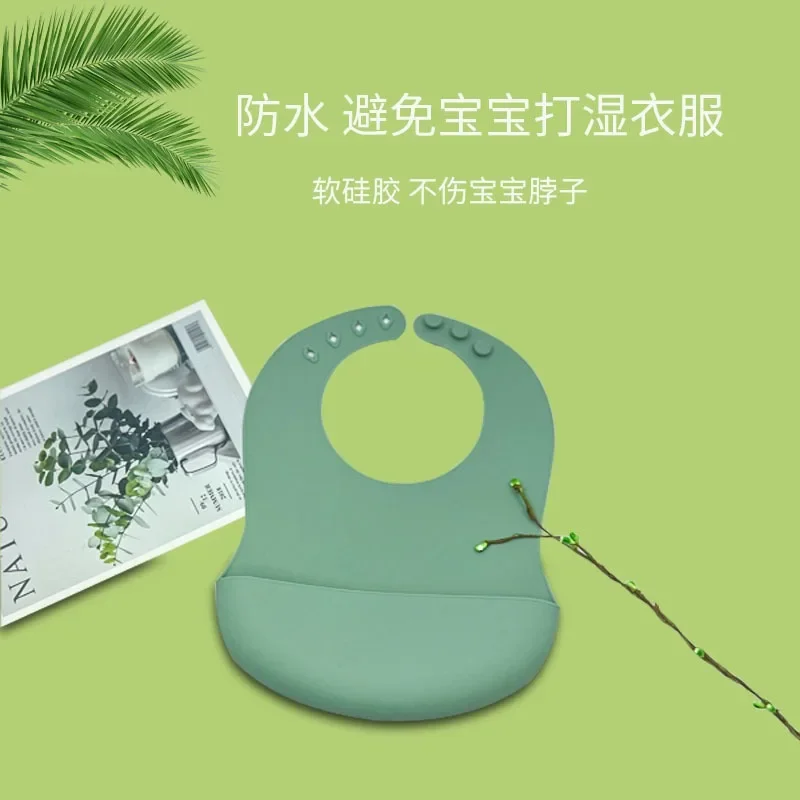 

Simple Saliva Towel for Infants and Young Children Eat Rice with Saliva Pocket To Drink Soup Easy To Clean Bib
