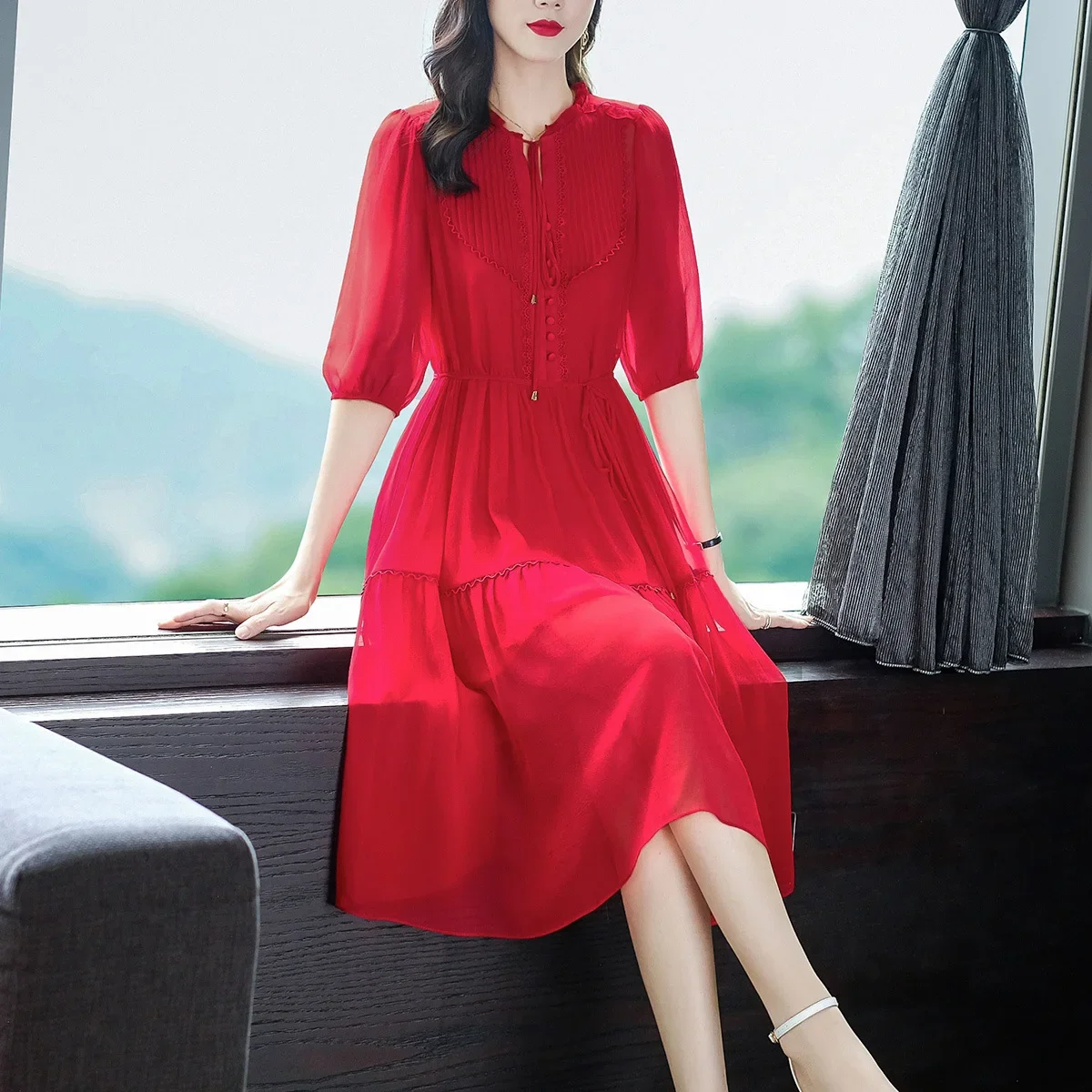 

LUE 2022 SS MEDIUM STRECTH RED COLOR MID-CALF SILK SLIM FIT WOMENS DRESSES