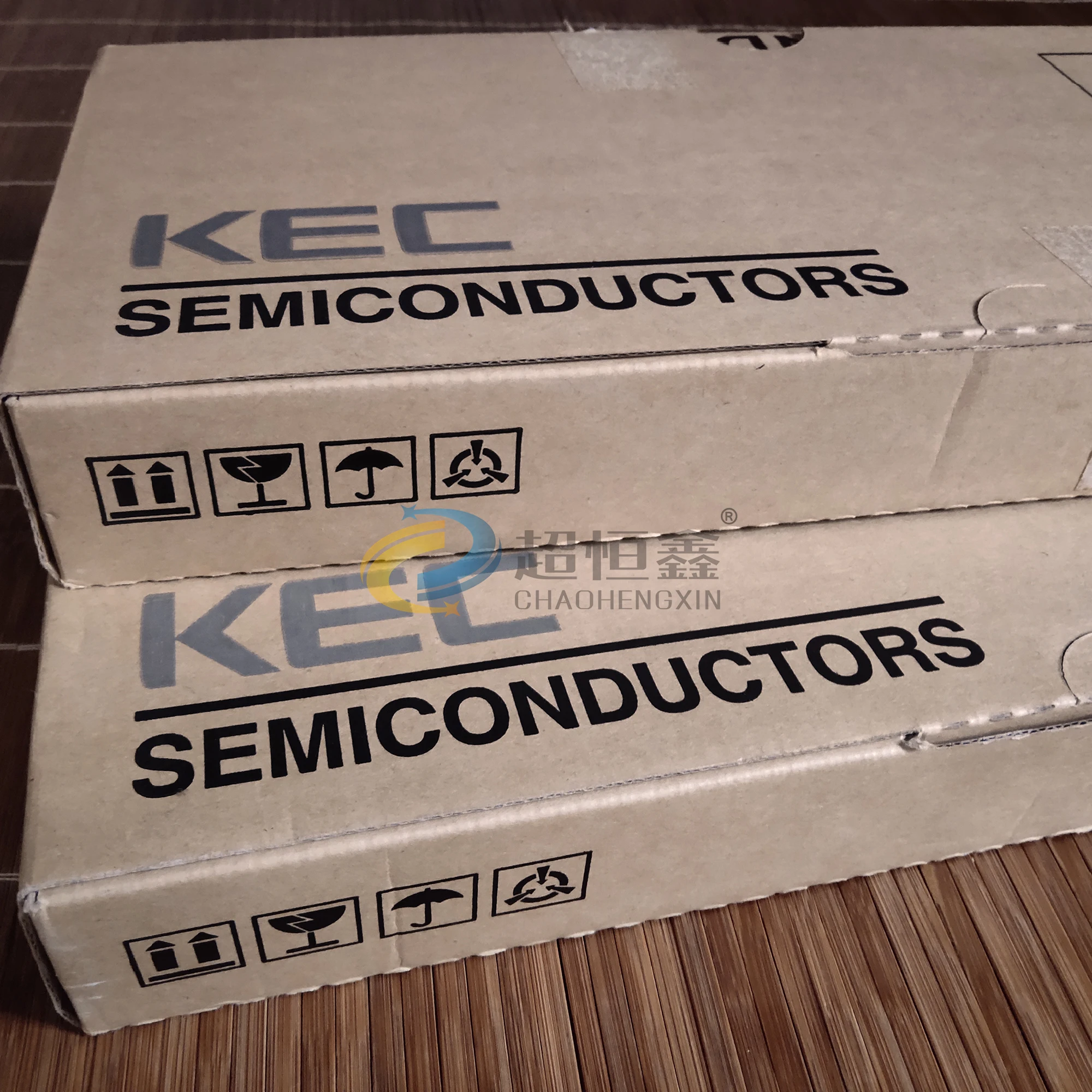 Korean Original KEC KTA1268 KTC3200 A1268 C3200 BL TO-92 Can Replace 2SA970 2SC2240 BL Sold from 1 pair
