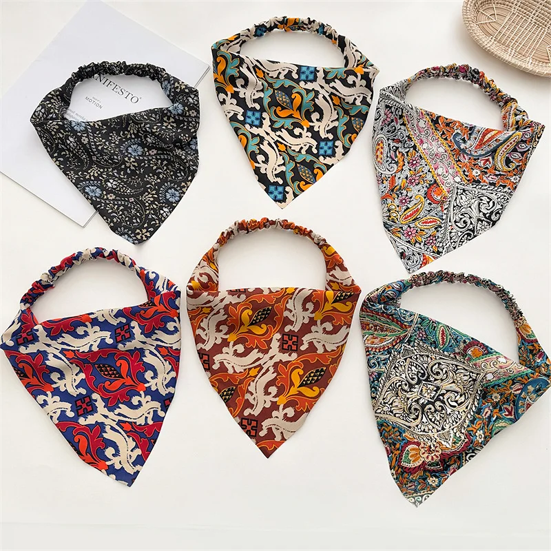 

Woman Classic Exotic Charm Mysterious Pattern Series Summer Head Scarf Triangle Bandanas Girl Elastic Hairband Hair Accessories