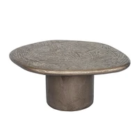 Table basse design irrégulière, style rétro luxueux, couleur laiton, style vintage wabi-sabi, table d'appoint antique. 6