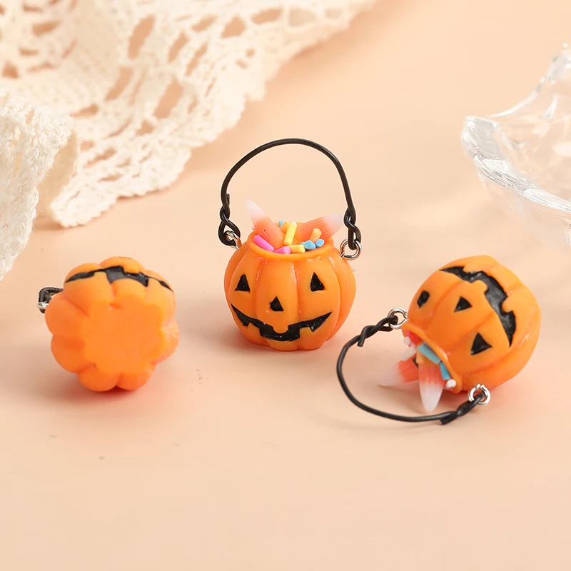 4Pcs Halloween Charm 3D Resin Pumpkin Basket Pendant Fashion