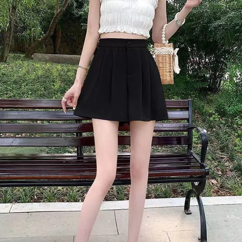 Baggy Womens Shorts Pink Loose Work Office Short Pants for Women To Wear Normal Casual Outdoor Outfits Classic Youthful Design