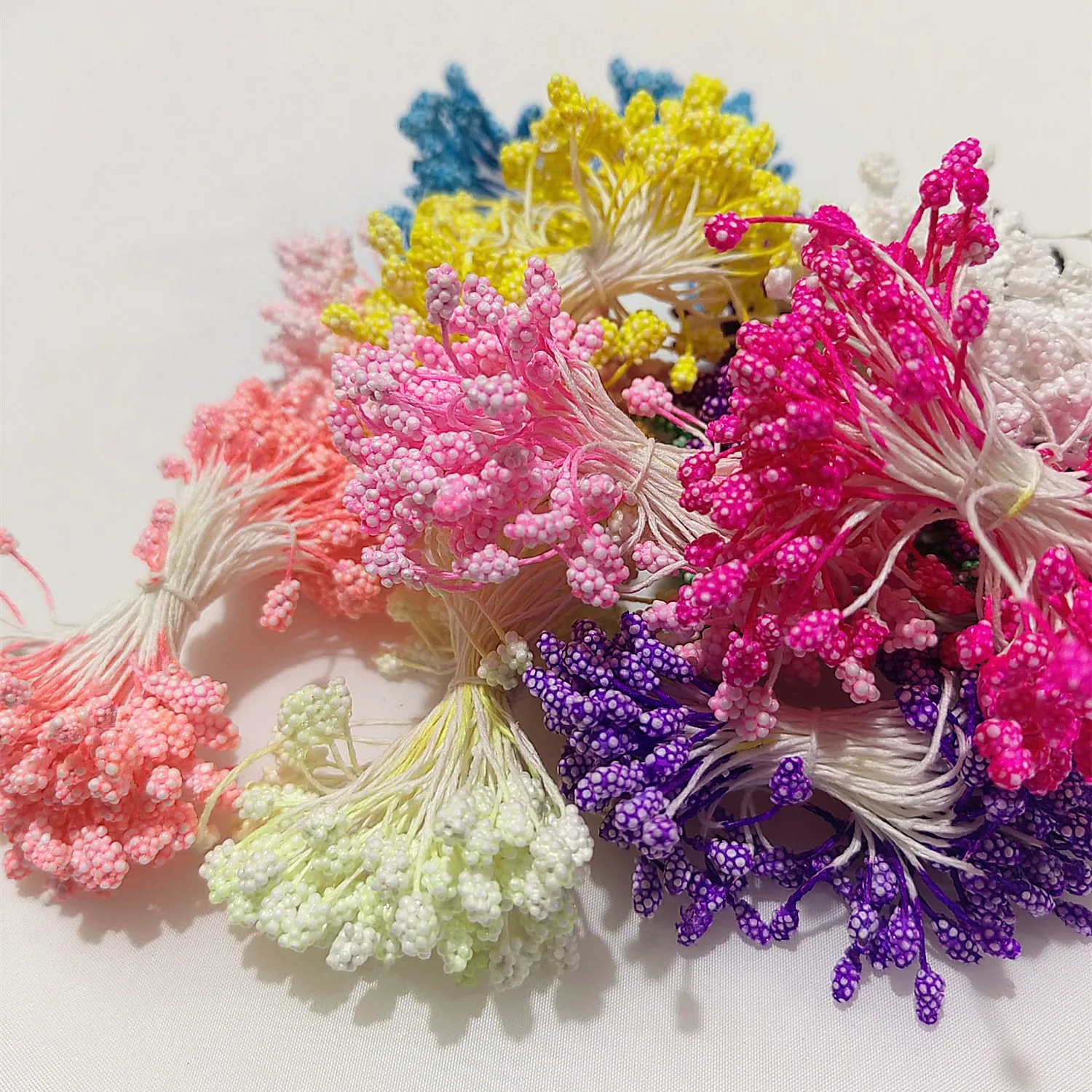 800 Stück 5 mm/0,19 Zoll künstliche Schaumstoffblumen Staubblatt Party Dekoration Hochzeitsdekoration Künstliche Blumenwand