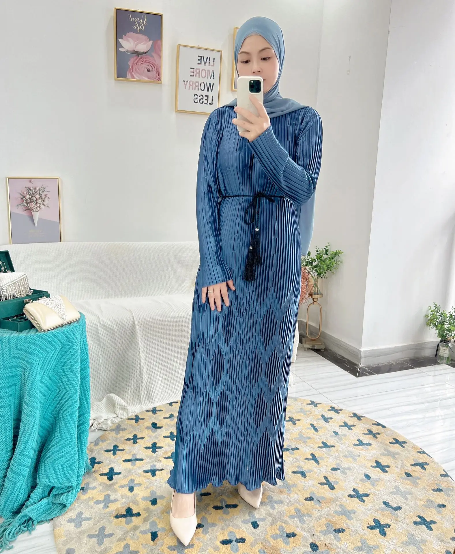 2023 New Dubai Moroccan Muslim Abayat Pleated Solid Robe Femme Musulman Fashion Slim Long Sleeve Women's Dress with Belt