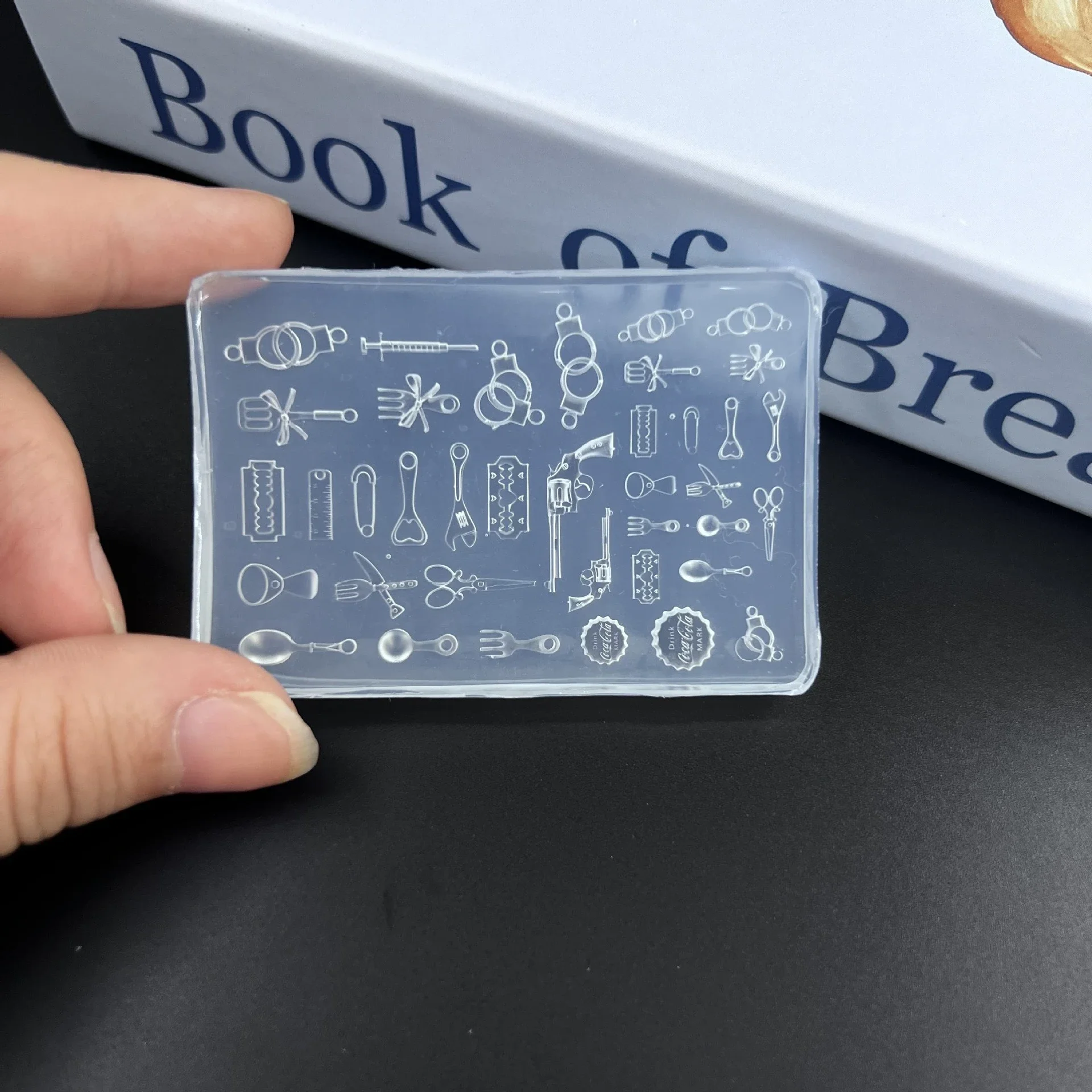 DIY 할로윈 액세서리 네일 파츠 도구 3D 네일 몰드 실리콘 식기 수갑 재미있는 장난감 레진 매니큐어 참