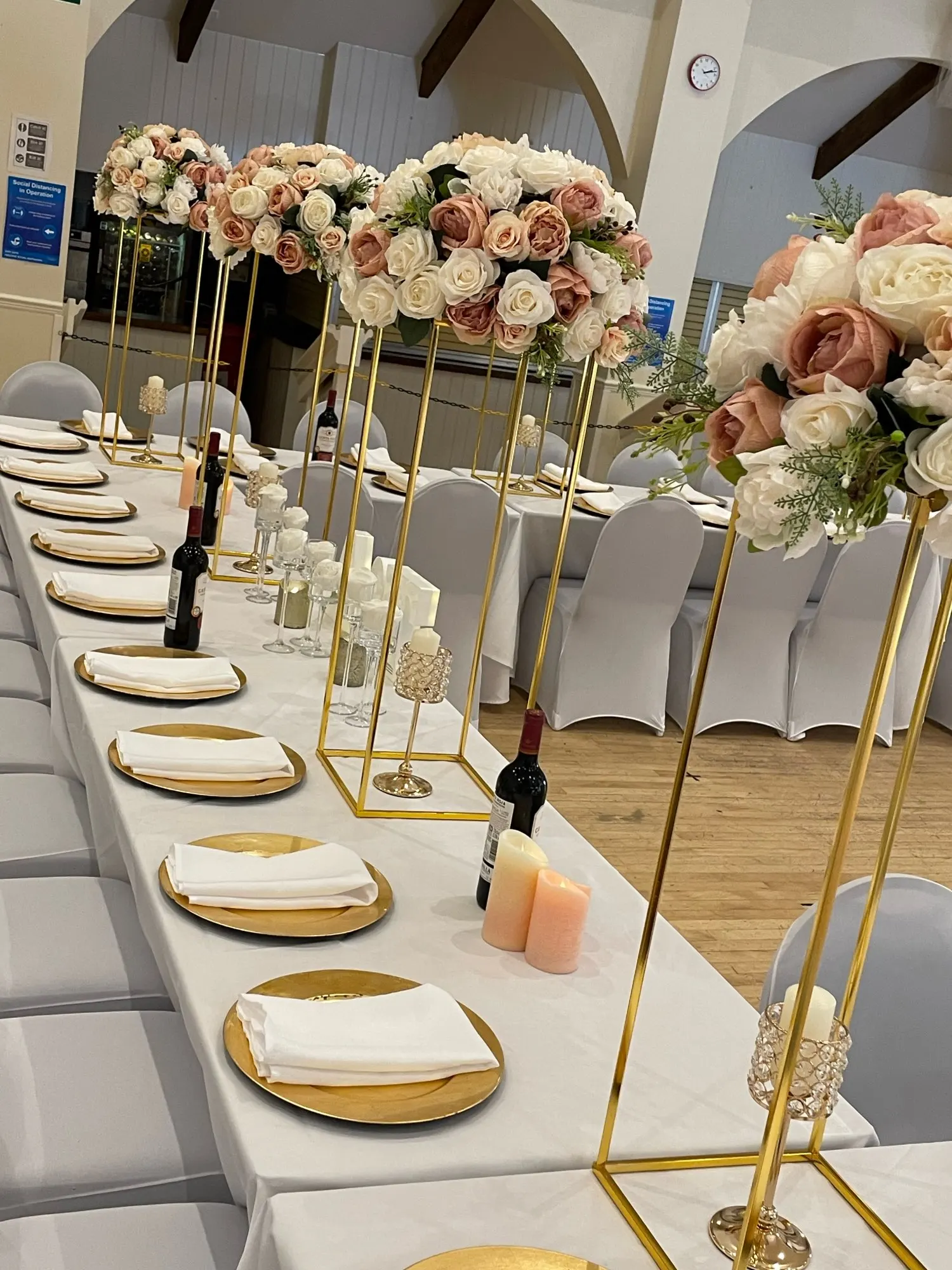 

10pcs Gold Flower Vase Floor Vases Column Stand Metal Road Lead Wedding Table Centerpiece Flower Rack Event Party Decorat