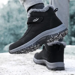 Men's Casual Winter Snow Boots with Non-Slip Platform and Warm Plush Lining - 46 (Black)