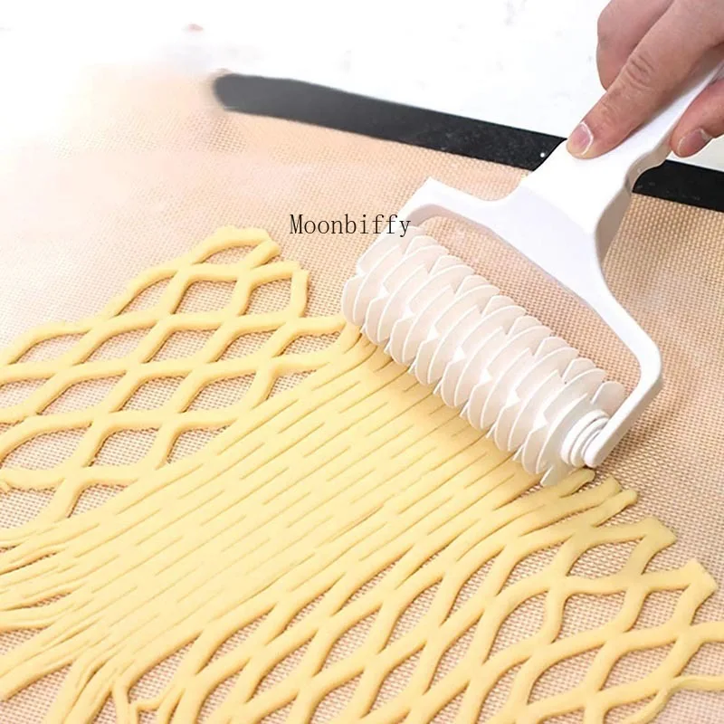 Baking tool Dough cutter Baking accessories 1PC Pastry Lattice Roller Cutter