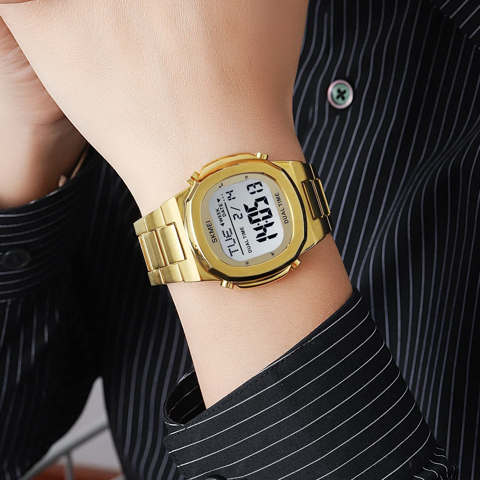 SKMEI 2004 Waterproof Electronic Sport Watch Mens Wristwatch Alarm Date Clock  relojes para hombre Glow Stop Watch Multifunction 3