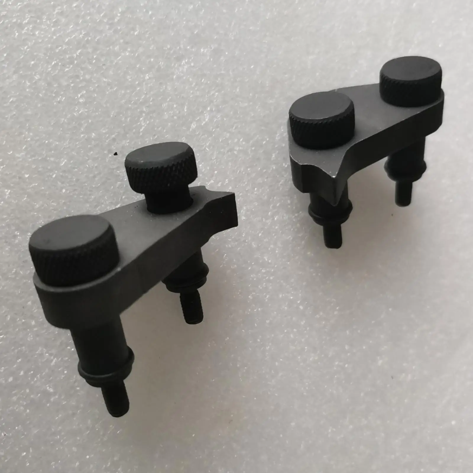 

Camshaft Holding Tool Professional Durable for VW for audi 1.8L 2.0L Checking and Adjusting Engine Timing Vehicle Repair Parts