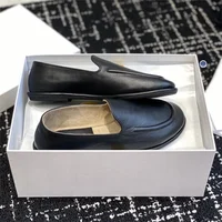The new Lefu shoes are made of soft leather and feature a fitted silhouette with a classic circular scalp leather lining, which - Image 4