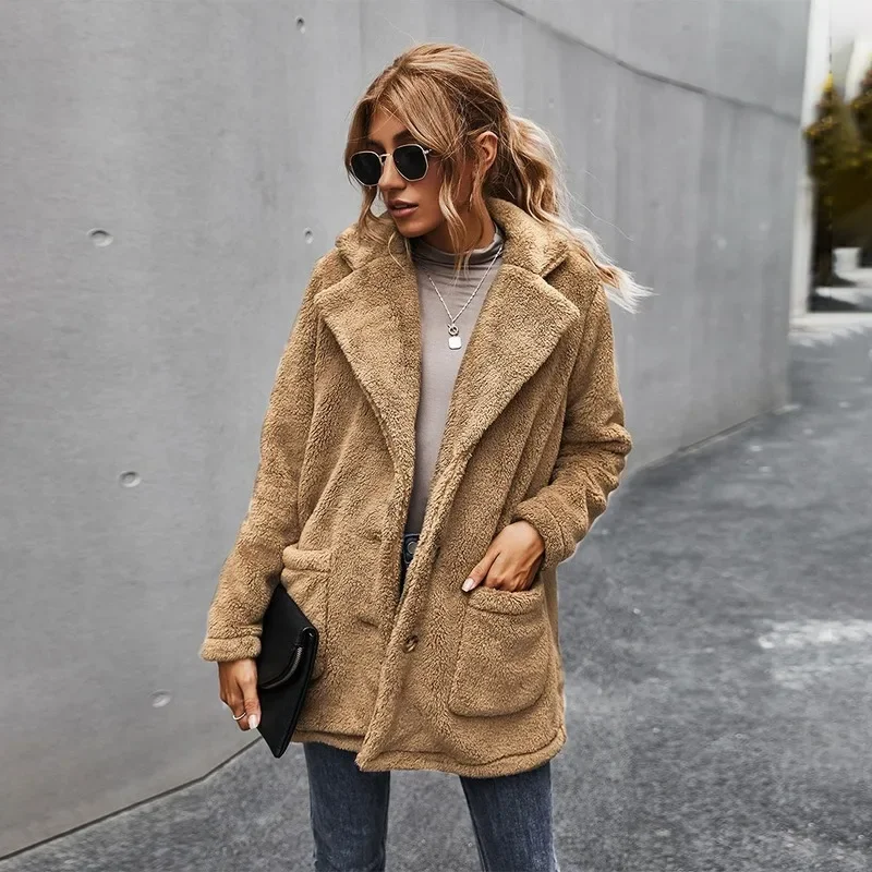 

Femme Turn-down Collar Jacket Solid Pockets Coat 2021 Women Thicken Plush Faux Fur Warm Coats Winter Fashion Outdwear Streetwear