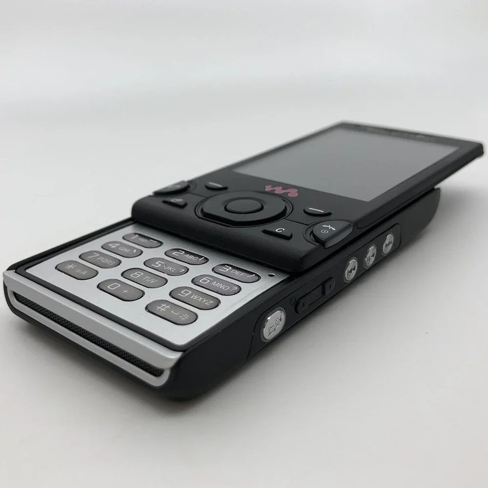 Original Sony Ericsson W995 3G mobile phone 2.6 screen 8.1MP camera FM radio Bluetooth WiFi unlock phone