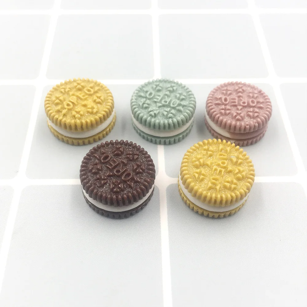 Resin Crafts 20Pcs Miniature Resin Cream Biscuit Flat back Cabochons Simulation Fake Food Scrapbooking DIY Embellishment Decoration Crafts