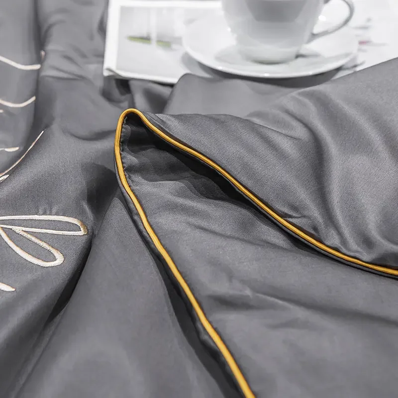 European Style Ice Silk Summer Quilt Set High-end Embroidered Cooling Blanket 3/1 Pcs Sets Air Conditioning Comforter
