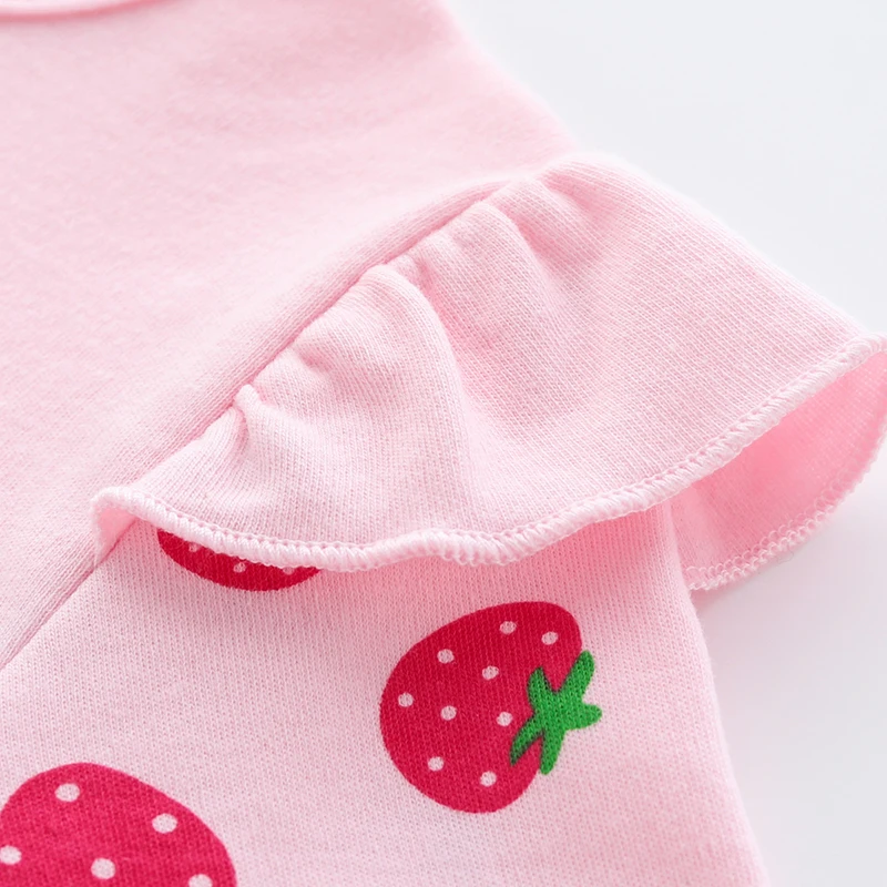 Baby's Cotton Long-Sleeved Jumpsuit, Newborn Girl Clothing, Foot-covering Cute Strawberry Pattern, Spring and Summer