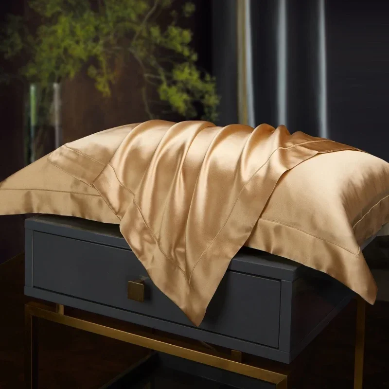 100% natural mulberry silk pillowcase suitable for hair and skin -1 pack of pure silk on the front 2