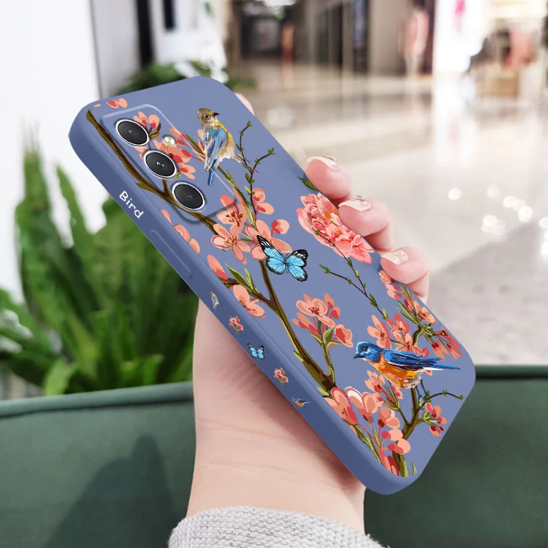 Elegant Bird and Floral Design Phone Case