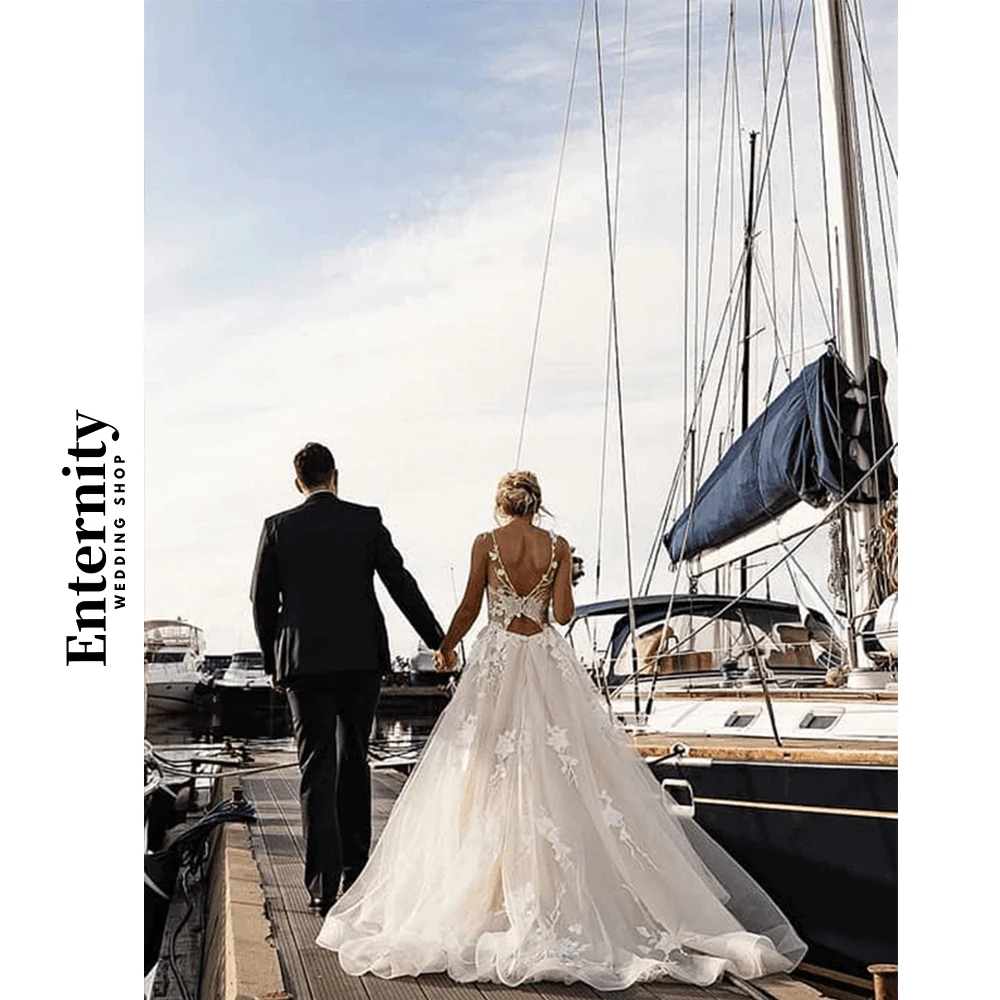 Customized Wedding Dresses Elegant Sleeveless Womens Dresses Floral Lace Applique Backless Bride Dresses Vestidos Para Mujer 2