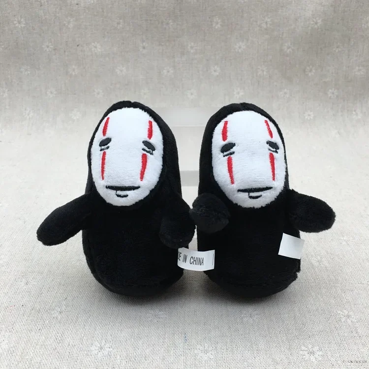 흰색 마스크가 달린 일본 애니메이션 봉제 장난감, 취미 애니메이션 파생 봉제 인형, 배낭 펜던트, 어린이 선물, 10cm