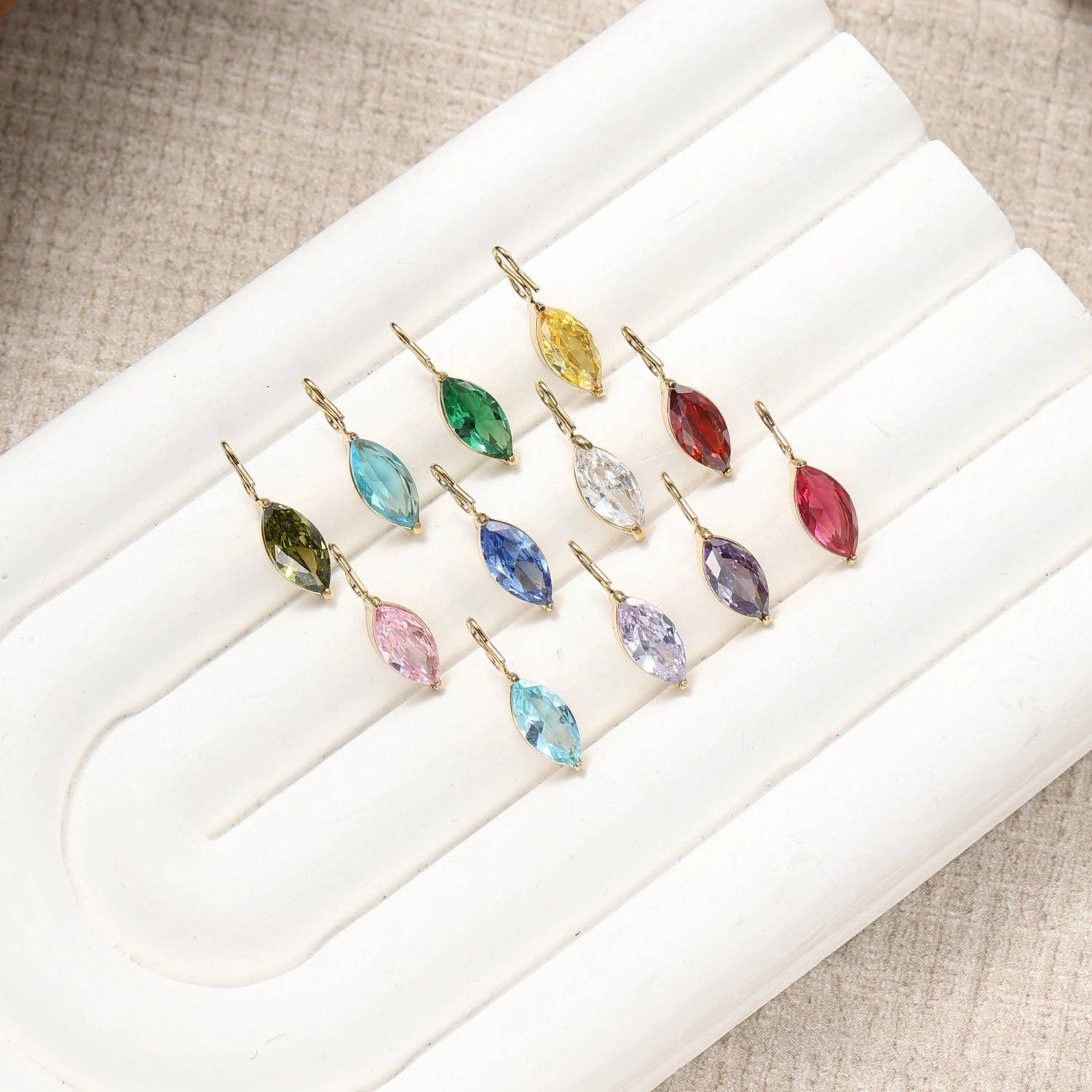 St-Delan 14K 골드 도금 6×8mm 마르퀴즈 CZ 탄생석 참 DIY 쥬얼리..